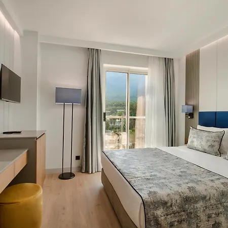 Hotel Sealife 5*